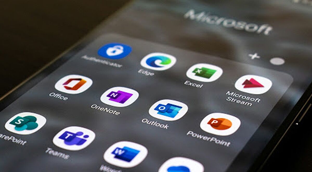 AI-Revolutionizing-SharePoint | eSoftware Associates Inc (ESW)